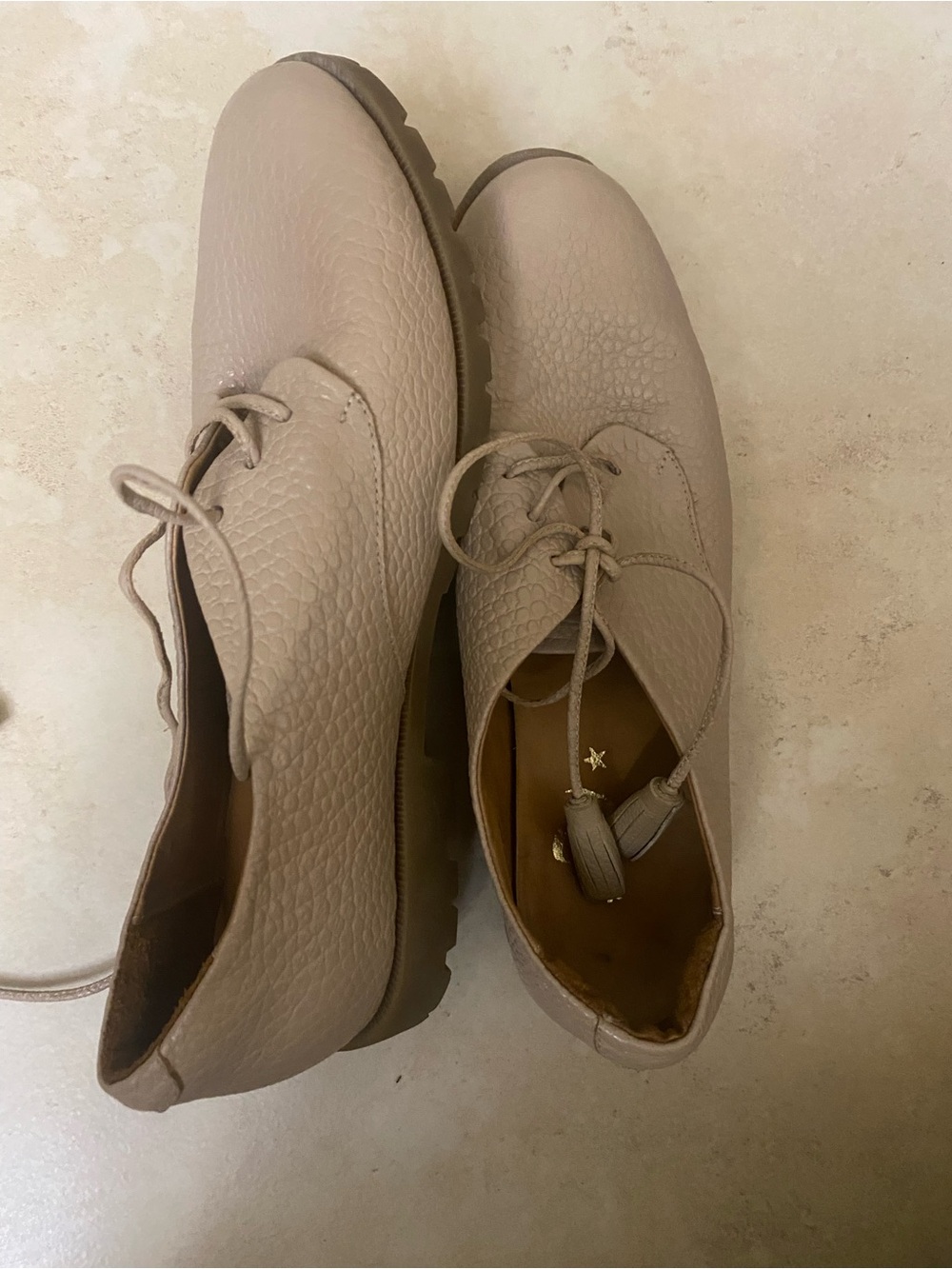 Taupe Textured Leather Lace-Up Oxfords High tech Design Italy